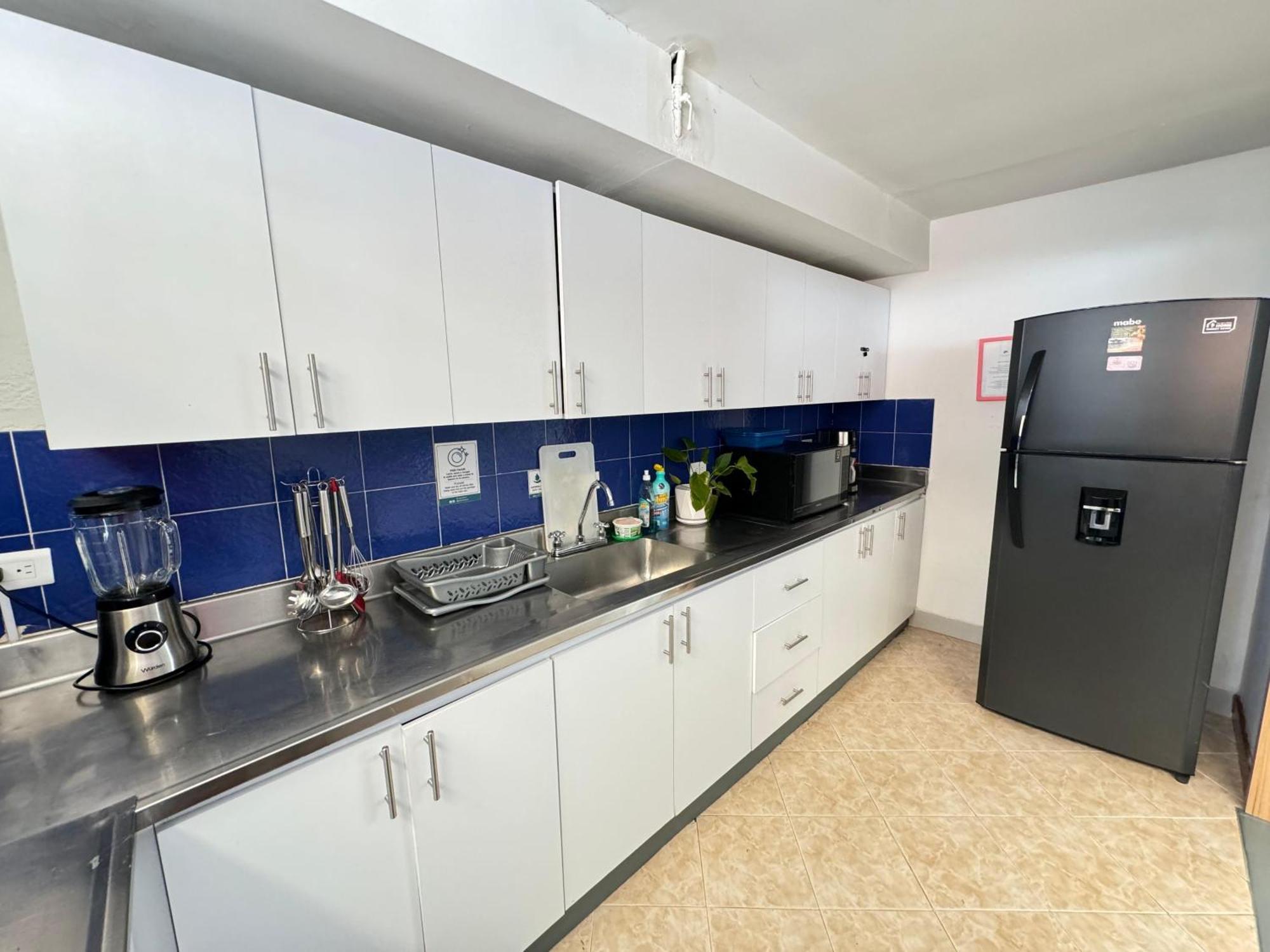 Poblado Park Guest House Medellin Bagian luar foto